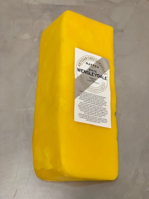 MAF White Wensleydale Pyramid p/kg (av 1.8kg) - GREY STRIPE